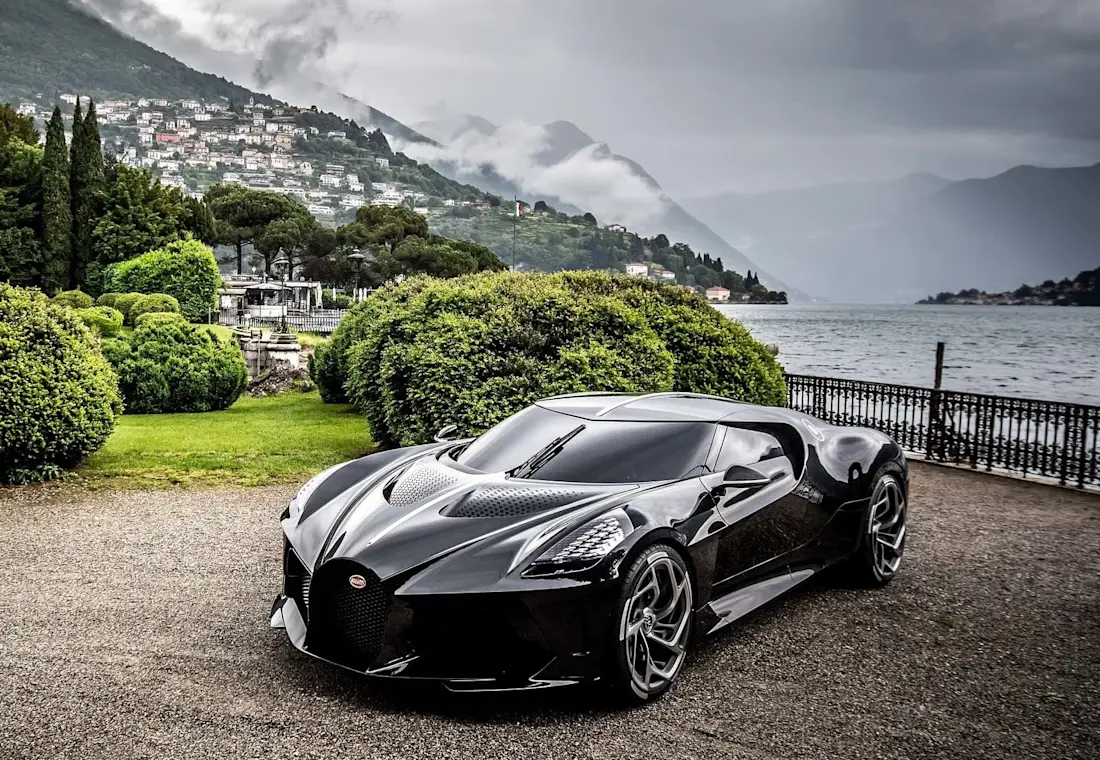 bugatti-la-voiture-noire