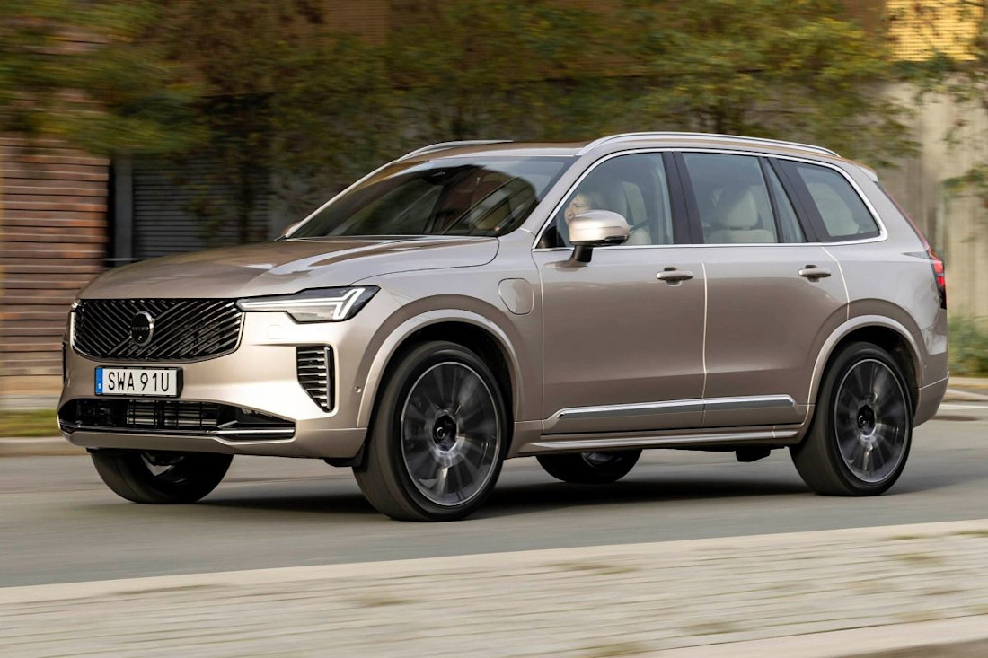 Volvo-XC90-1