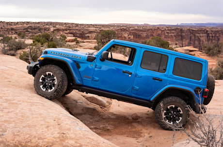 Editorial 2025 jeep wrangler rubicon 4xe td jw 250127 30