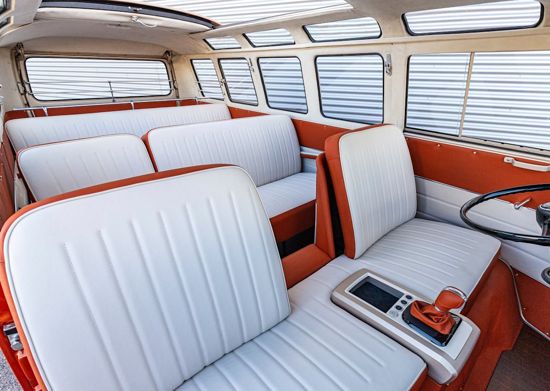 Volkswagen-e-Bulli_Concept-2020-1280-08.jpg