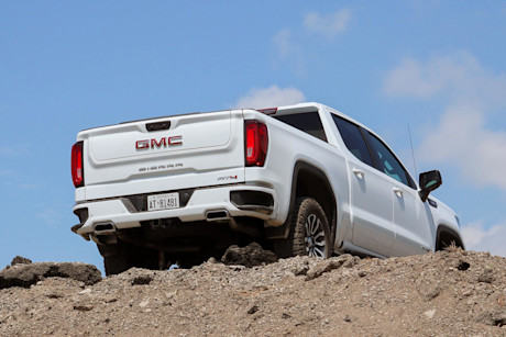 Editorial 2022 gmc sierra at4 01 jm
