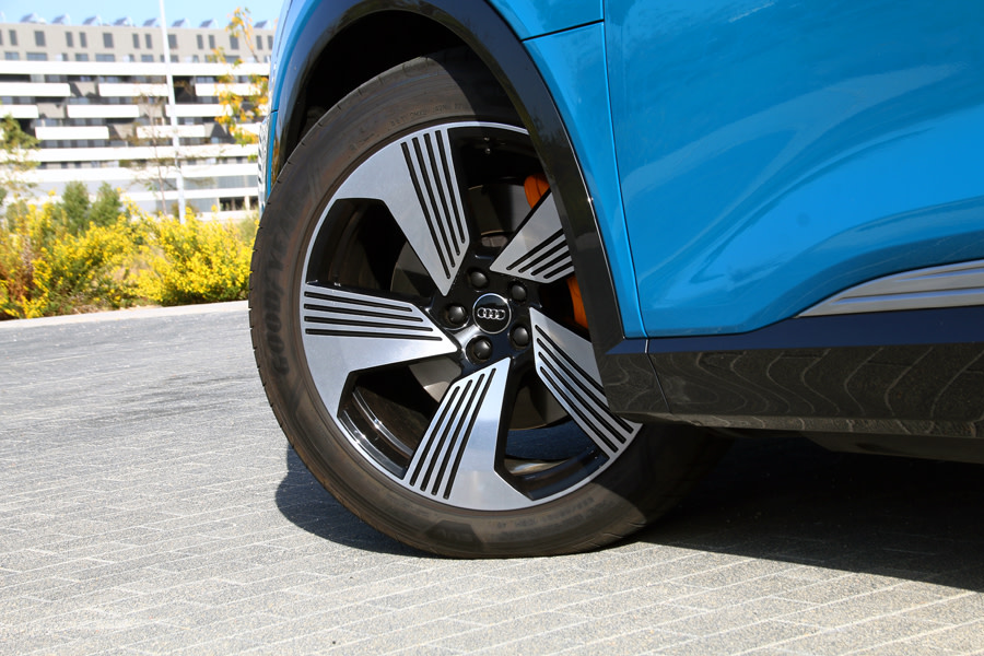 audi-etron-07.JPG