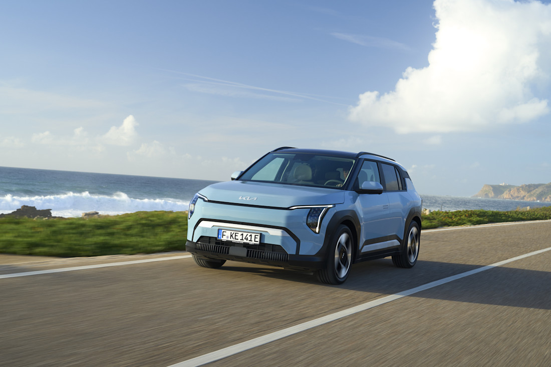 kia-ev3-baseline-frost-blue-dynamic-print-3600x2400-002-be2a58-5ee255