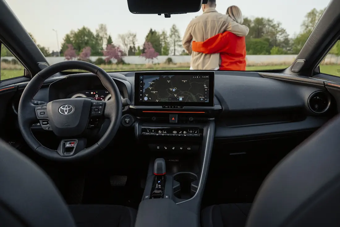 toyota c-hr phev gr sport 559