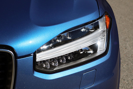 Editorial 2020 volvo xc90 t8 r design 06 jm
