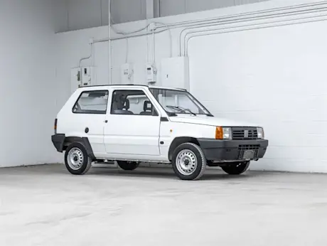 Trouvaille(s) de la semaine : Neuf superbes italiennes en l'honneur des Jeux olympiques de Milan-Cortina Body Image