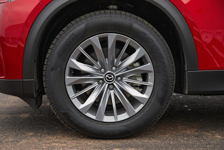 Editorial 2024 mazda cx 90 phev gs l td 240229 12 jk