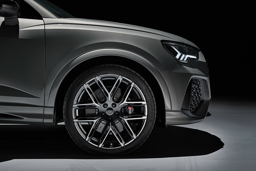 Audi RS Q3 Edition 10 Years (2).jpg