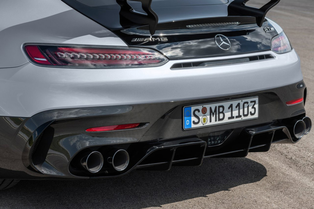 Mercedes-Benz-AMG_GT_Black_Series-2021-1280-41.jpg