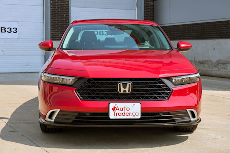 Editorial 2023 honda accord hybrid touring td 230929 01 jm