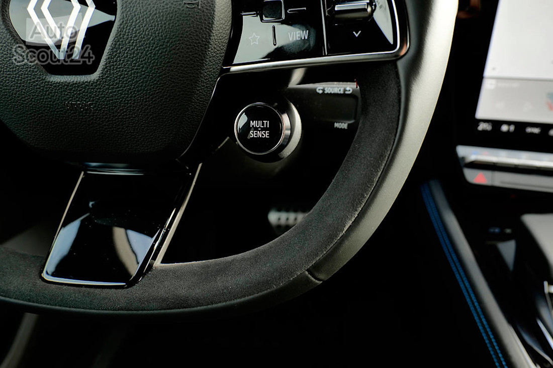 Video prueba Renault Austral HEV 2023 interior Ruben Fidalgo AS24 (13).jpg