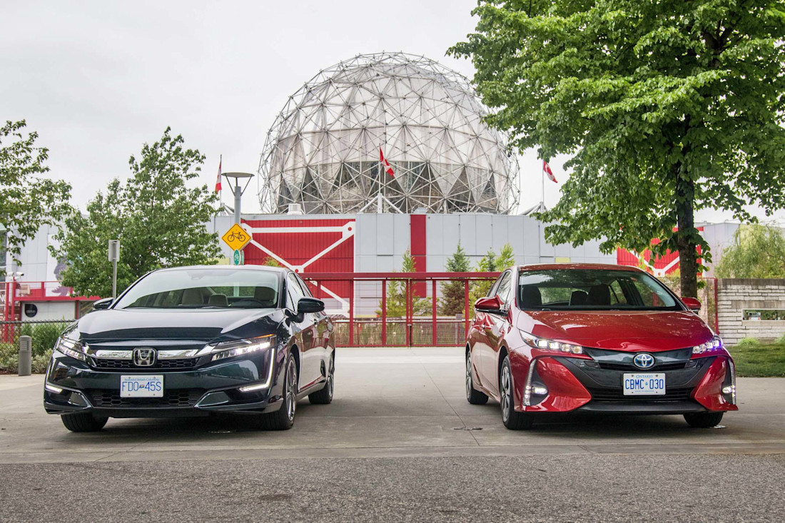 Head to Head: 2018 Honda Clarity vs 2018 Toyota Prius Prime