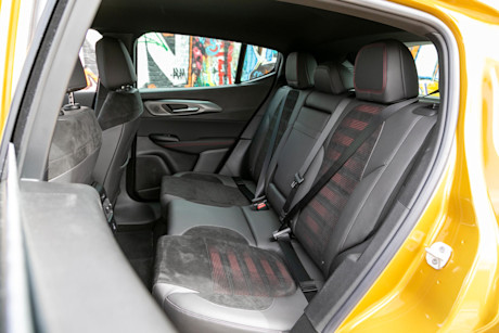 Editorial 2023 dodge hornet rt 15 jw