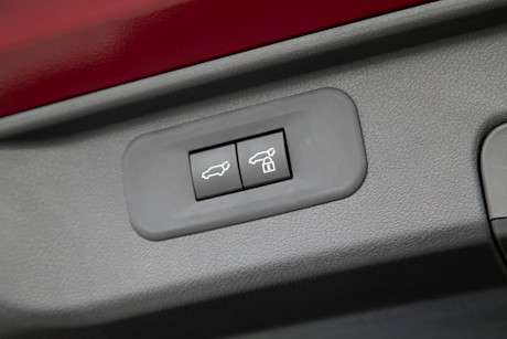 Editorial 2024 toyota grand highlander limited awd td 231019 32 jw