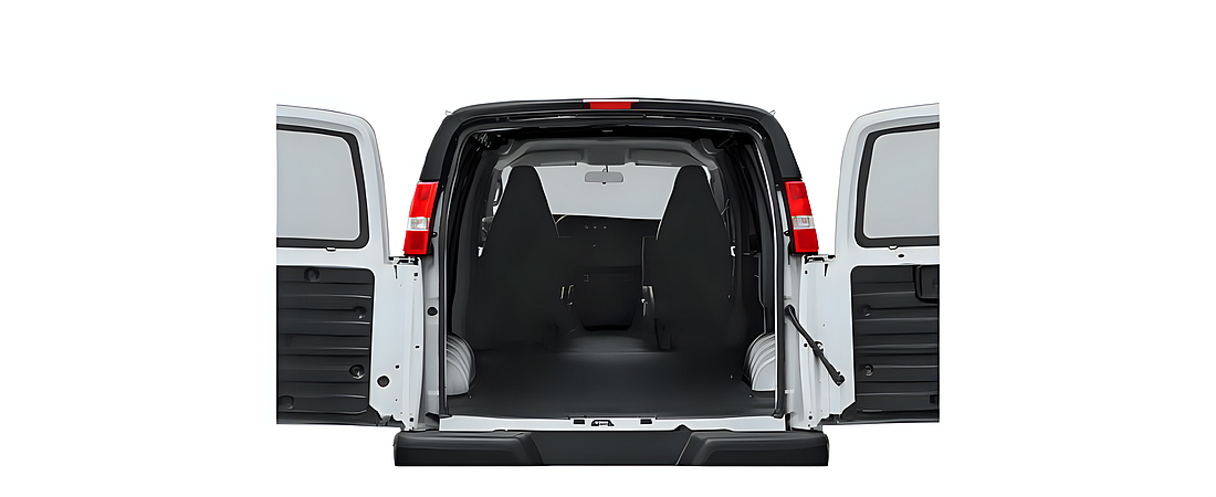 GMC Savana Cargo Van 2025 45