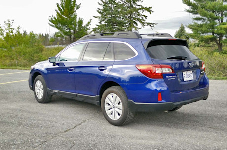 Editorial 2017 subaru outback touring 04 jbe