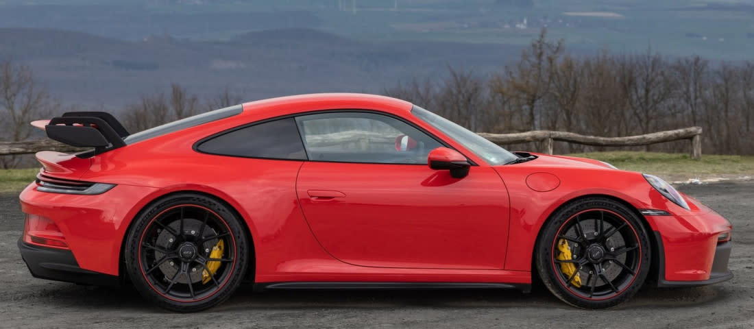 porsche-991-side-1100