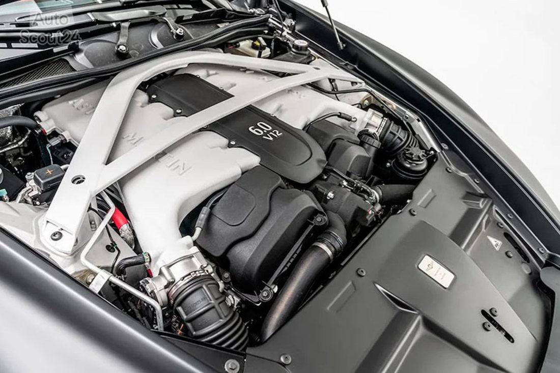 Aston-Martin-Lagonda-Taraf-autoscout24 (1).jpg