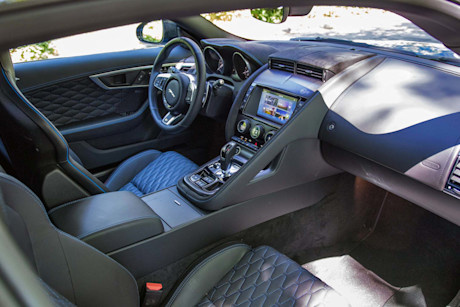 Editorial 2018 jaguar f type svr coupe 20 bm