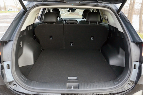 Kia Sportage PHEV 2023 : essai routier Body Image