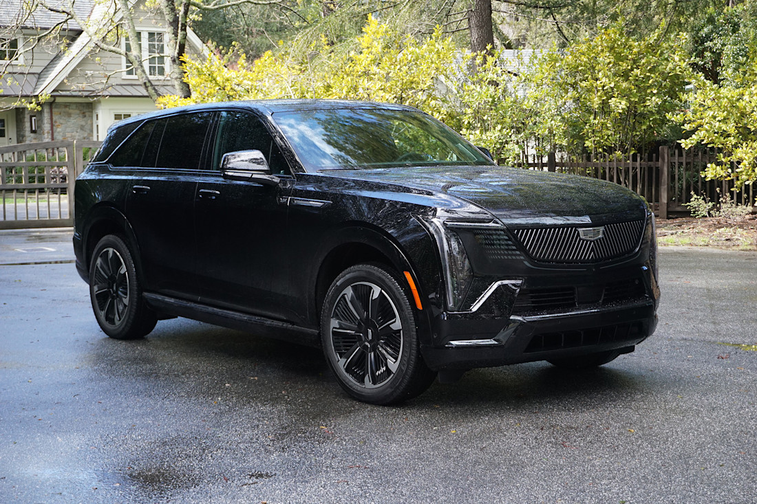 2025-cadillac-escalade-iq-fd-di-20250313-2.jpg