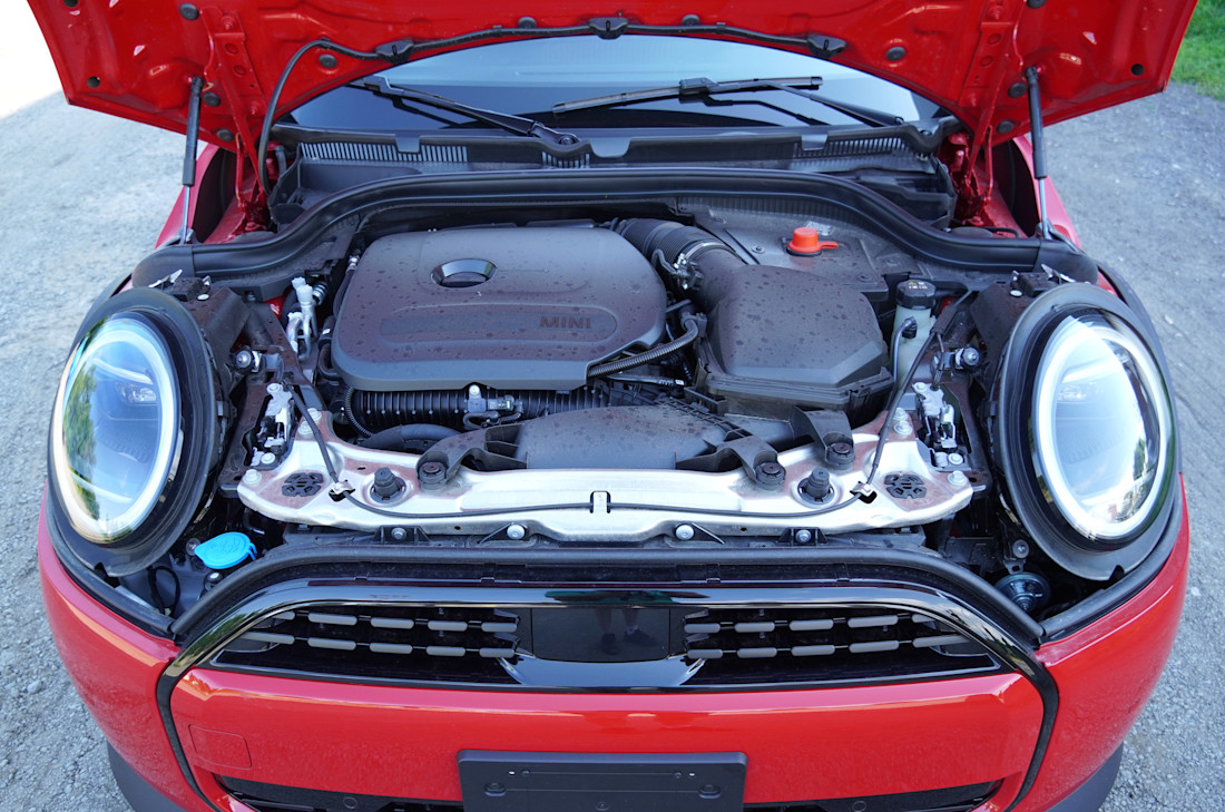Mini-Cooper-C-2026 (15).jpg