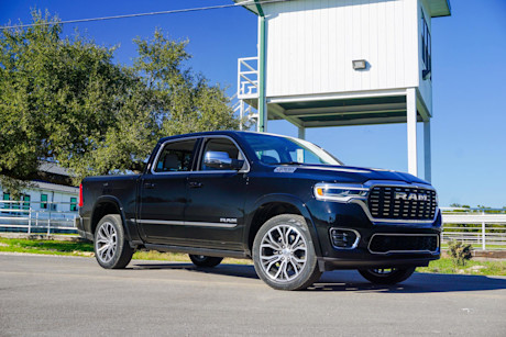 Editorial 2025 ram 1500 tungsten 240222 01 di