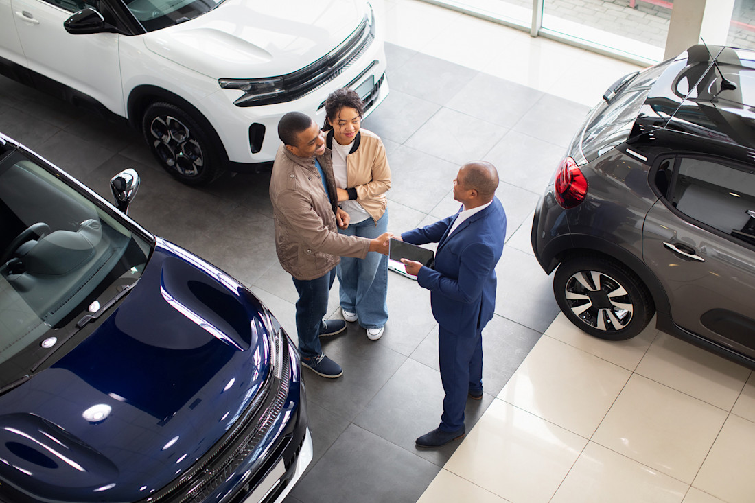 Vendere l’auto usata al concessionario: quando conviene e come funziona