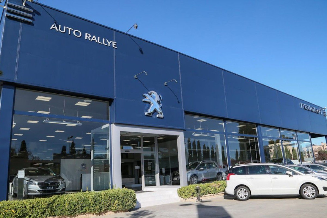 Un 33% más de concesionarios y compraventas actualiza los precios de sus coches usados en el Black Friday