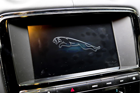 Editorial 2015 jaguar xj lwb awd portfolio ts 26