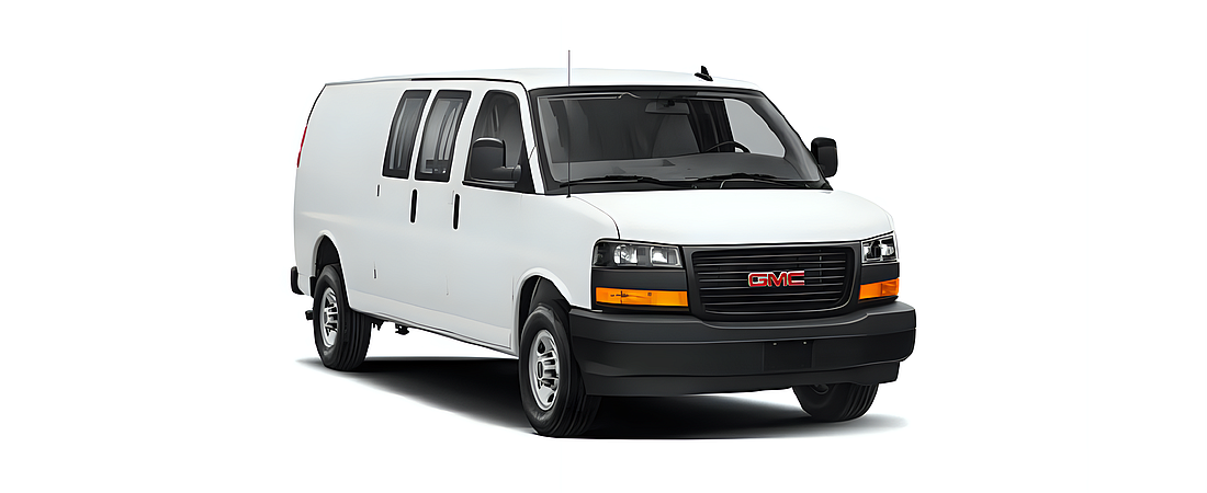 GMC Savana Cargo Van 2022 24