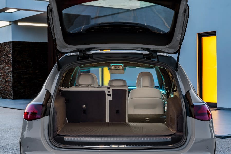 mercedes-clase-e-2024.espacio.jpg