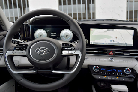 Editorial 2021 hyundai elantra 18 sha