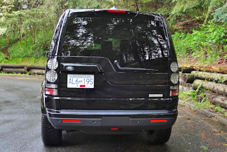 Editorial 2015 land rover lr4 hse luxury sh 06