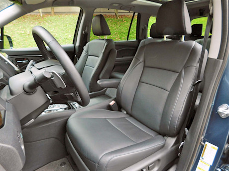 Editorial 2016 honda pilot touring awd sh 14