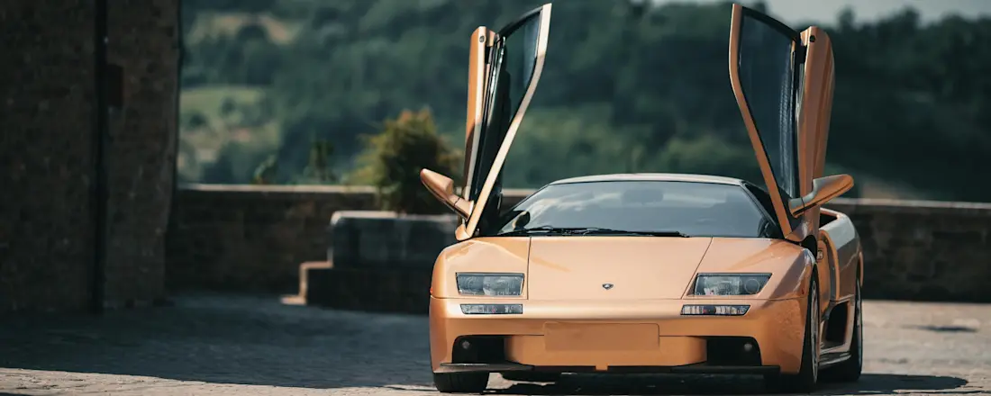 Lamborghini con motore V12