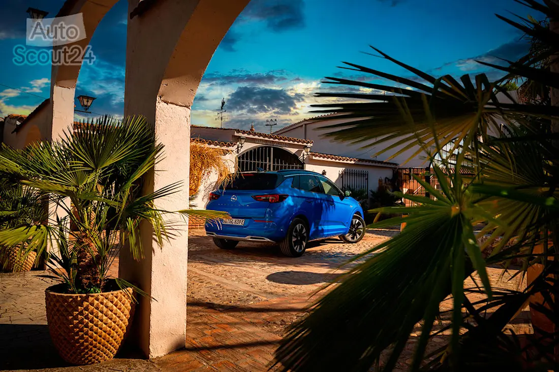 Nuevo Opel Grandland 2022 (8) Nuevo Opel Grandland 2022 (8)