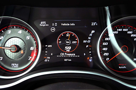 Editorial 2016 dodge charger srt 392 hemi jb 34
