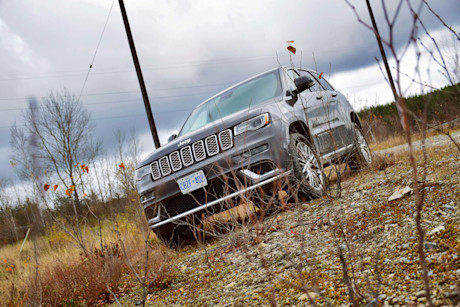 Editorial 2017 jeep grand cherokee summit 02 jp