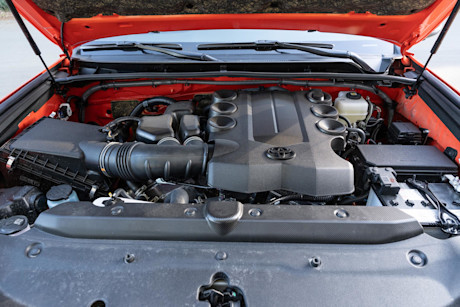 Editorial 2024 toyota 4runner trd off road td 240412 19 jw