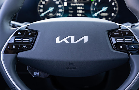 Editorial 2024 kia niro ex premium 240408 15 jw