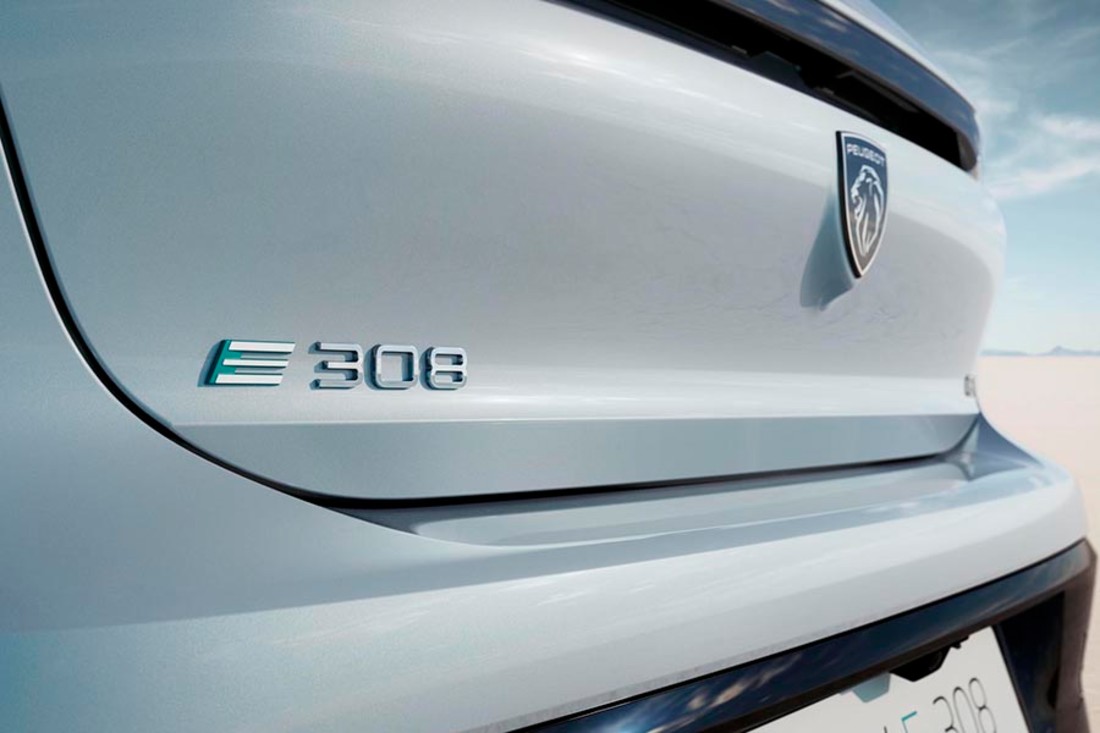 peugeot_e308_2022_ (3).jpeg