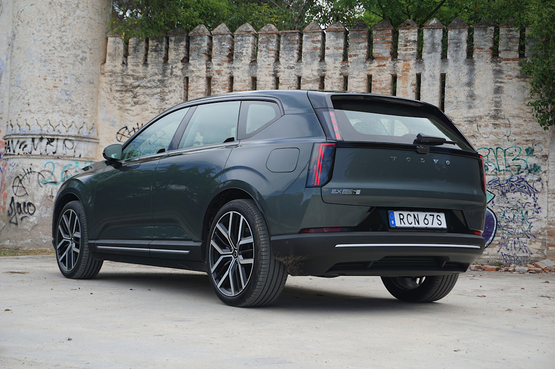 2027 Volvo EX60 - FD - DI - 260514 - 19