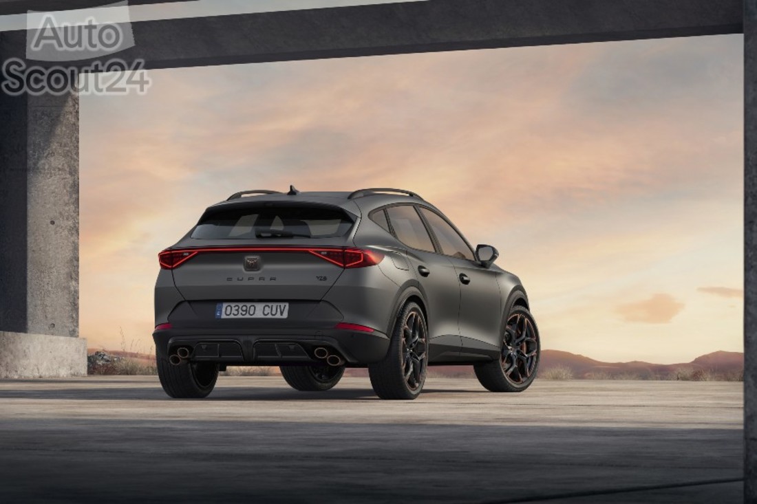 CUPRA-Formentor-VZ5_16_HQ (2).jpg