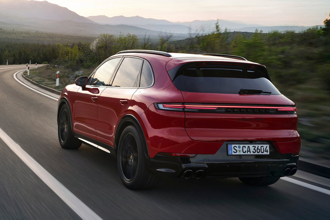 Porsche-Cayenne_GTS-2024 (5).jpg