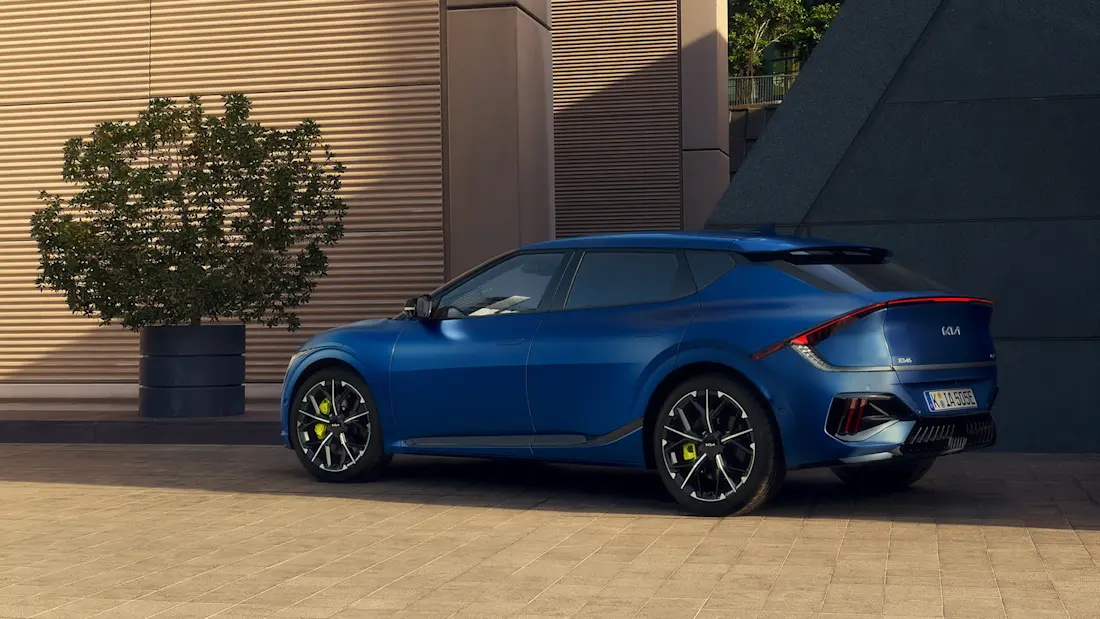 kia-new-ev6-gt-my25-YachtBlueMatt-static-digital-1920x1080-06