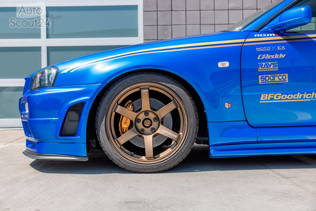 Nissan-Skyline-R34-GT-R-paul-walker (14).jpg