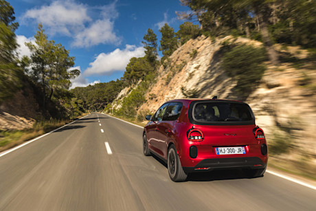 Twingo-E-Tech-Elektrisch-Absolut-Rot-2