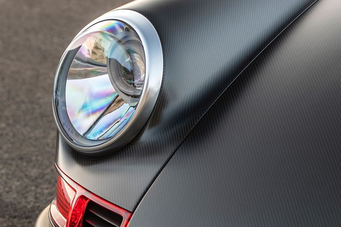 Porsche-911-964-singer-naples-commission (30).jpg