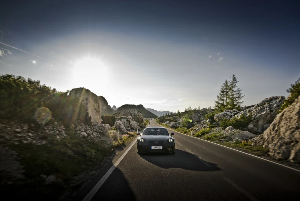 911 GT3 con pacchetto Touring 2026 03